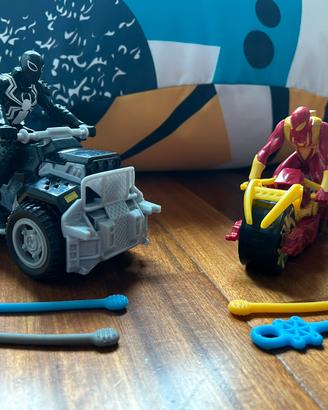 Scarlet Spider & Venom Spider action figure