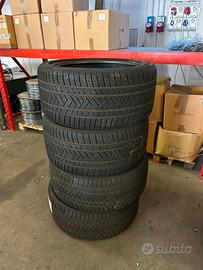 Pneumatici Pirelli 275/40R21 107V & 305/35R21 109V