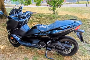 TMax Yamaha 530 sx