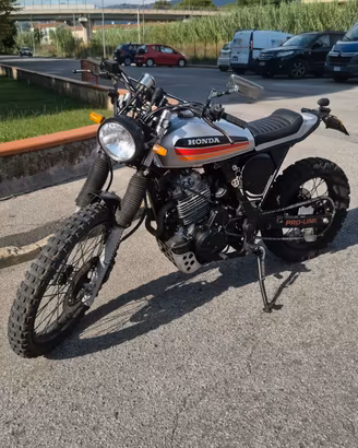 Honda Dominator NX 650 special