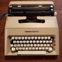 Macchina da scrivere Olivetti lettera 35