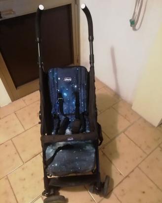 Passeggino Chicco completo di telo pioggia