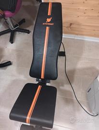 Panca palestra in perfette condizioni.