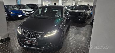 NUOVA LANCIA YPSILON GOLD MY24 1.0 HYBRID 71CV BEN