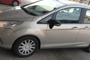 ford b-max 1.4 benz. gpl