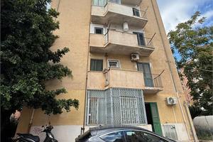 Zona Villatasca - Bilocale da ristrutturare.