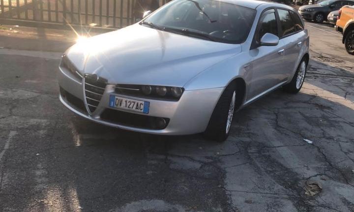 Alfa romeo 159