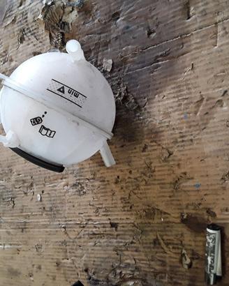 VASCHETTA LIQUIDO RADIATORE VOLKSWAGEN Tiguan 2°