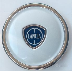 lancia Ypsilon borchie coprimozzo argento antracit