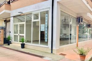 Negozio ampio e luminoso