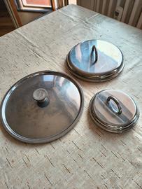 Coperchi di varie dimensioni