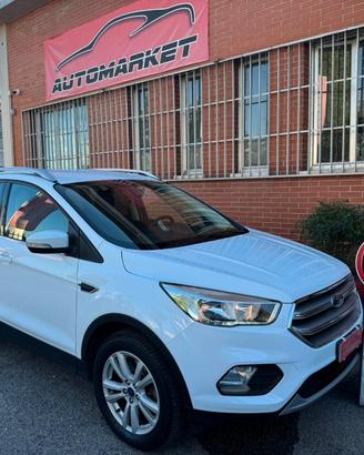 Ford Kuga 1.5 TDCI 120 CV 2WD Titanium