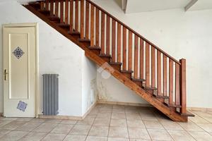 CASA INDIPENDENTE A SAN MARTINO VALLE CAUDINA