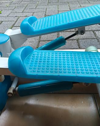 Attrezzo ginnastica Step