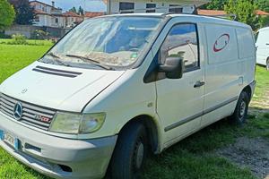 Mercedes  vito 110cdi