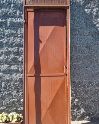 Porta in ferro