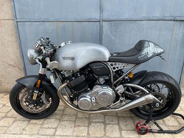 Norton Dominator  Naked 961
