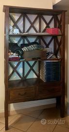 Libreria etnica/coloniale con cassetti