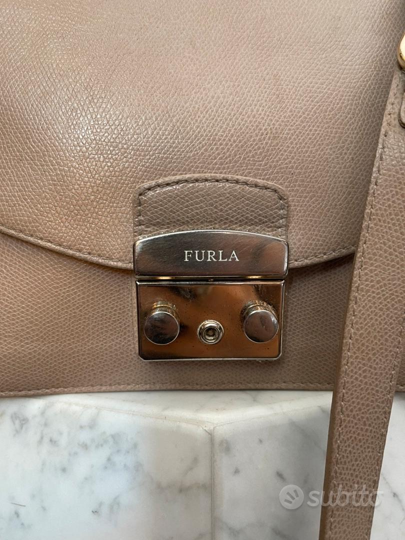 Furla borsa a tracolla beige metropolis vera pelle Abbigliamento