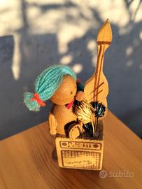 Statuetta musicista legno vintage anni 70 folk Art