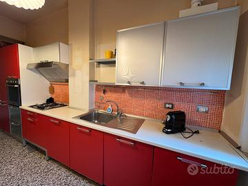 cucina completa 4,40 alta 2.20 smontata