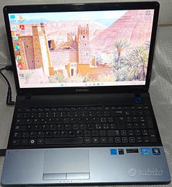 Notebook pc portatile samsung np 300 e5c.