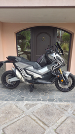 Honda xadv 750