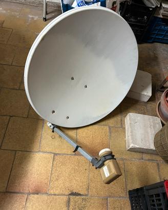 Parabola satellitare