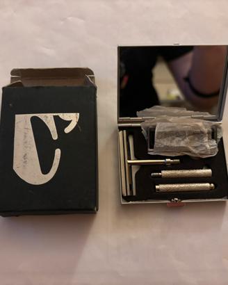 Set da Rasatura Da Viaggio NUOVO Anni90 in acciaio