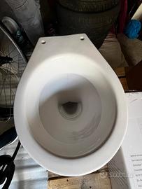 sanitario scarico a pavimento 