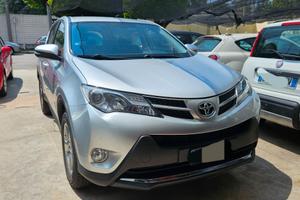 Toyota RAV 4 RAV4 2.0 D-4D 2WD Style White Ed.
