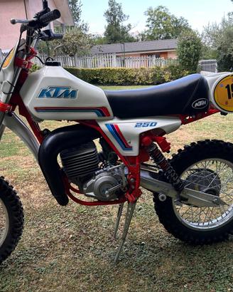 KTM GS 250 del 1981 Iscritta ASI