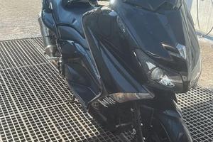 Tmax 530 anno 2012