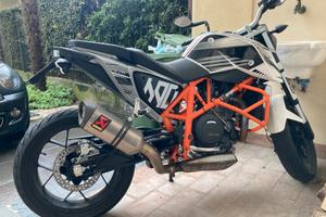 Ktm duke 690