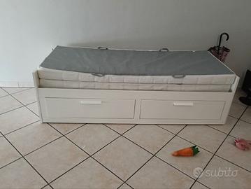 divano letto IKEA BRIMNES con 2 cassetti