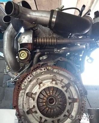 Motore Per Nissan Almera Tino 2.2 Sigla XD22