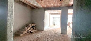 MAGAZZINO A CARINI