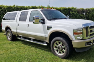 Ford F250 king ranch 6.8 10v