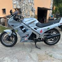 Honda Vfr 750