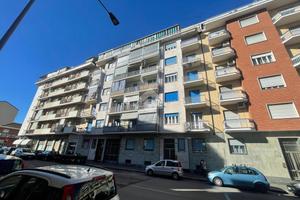 3 LOCALI A TORINO