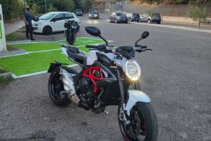 MV AGUSTA BRUTALE 800 R EAS ABS MY2018