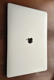 MacBook Pro 15” (2019) – Intel Core i9 – 16 GB RAM