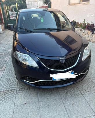 Lancia Ypsylon