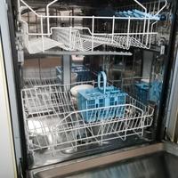 Lavastoviglie INDESIT