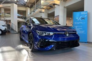 VOLKSWAGEN Golf 8ª serie - 2023