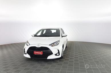 TOYOTA Yaris Yaris 1.0 5 porte Active
