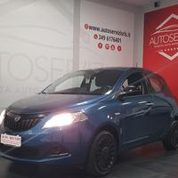 Lancia Ypsilon 1.0 FireFly 5 porte S&S Hybrid Silv