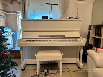 Pianoforte verticale Yamaha bianco