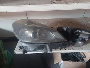 Faro Anteriore Renault Clio 3 "Le Iene" (2005-2009