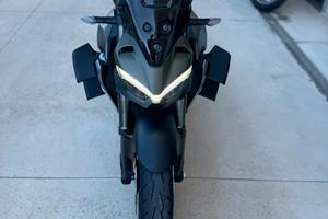 Ducati streetfighter V2